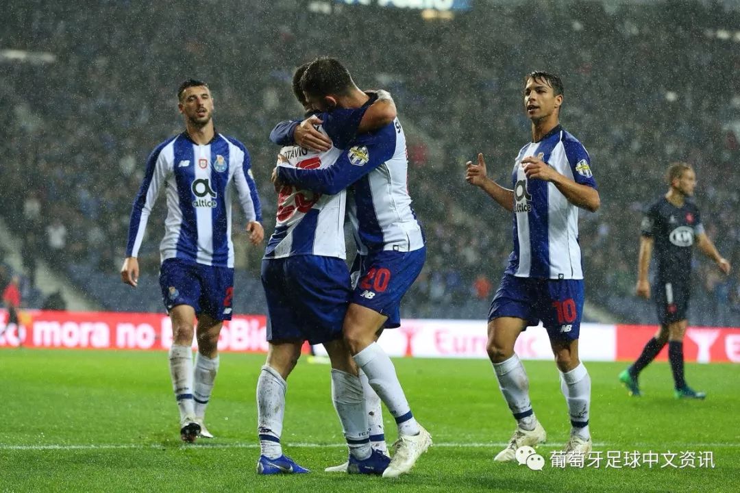  弗赖堡青年军崭露头角，击败传统豪门